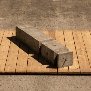 CONCRETE FOUNDATION CORNER POST FOR UNINSULATED SYSTEM, 140 X 160 X 900MM